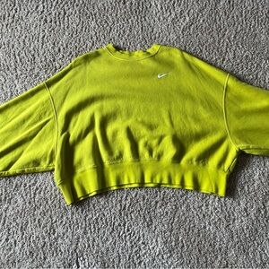 Nike Crop Sweatshirt